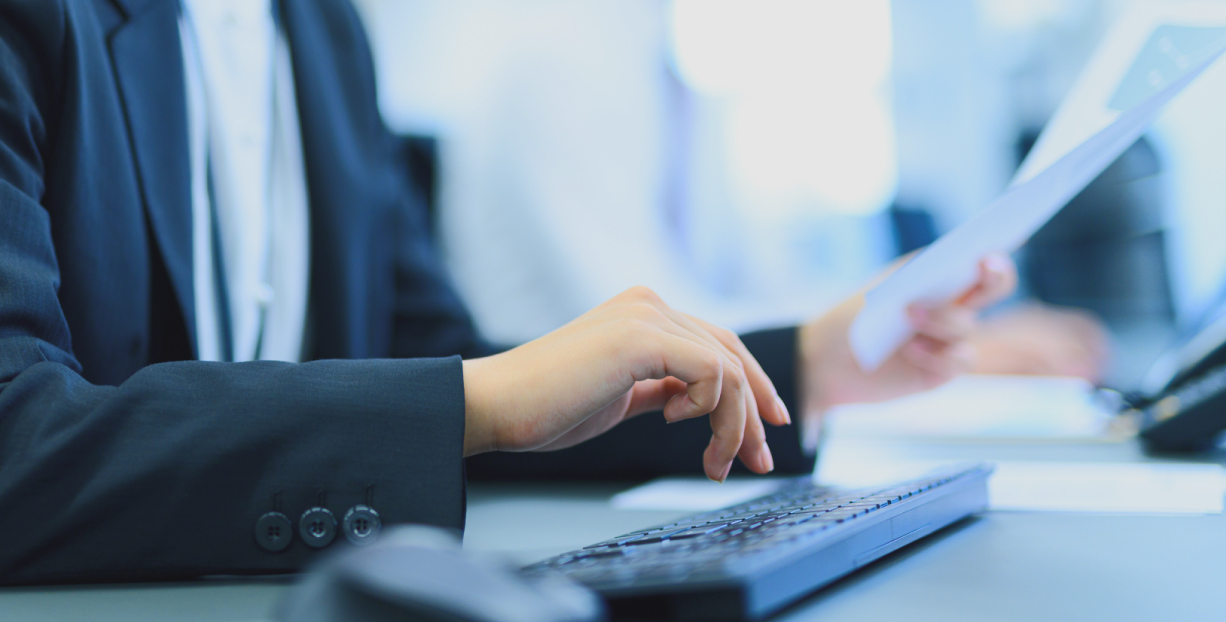 アパレルEC事業